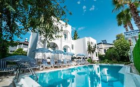 Royal Beach Otel